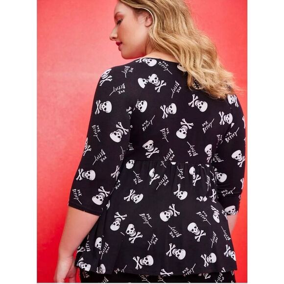 Torrid x betsey johnson size 3 retro skull babydoll top/shirt/blouse pinup skull - Picture 2 of 7